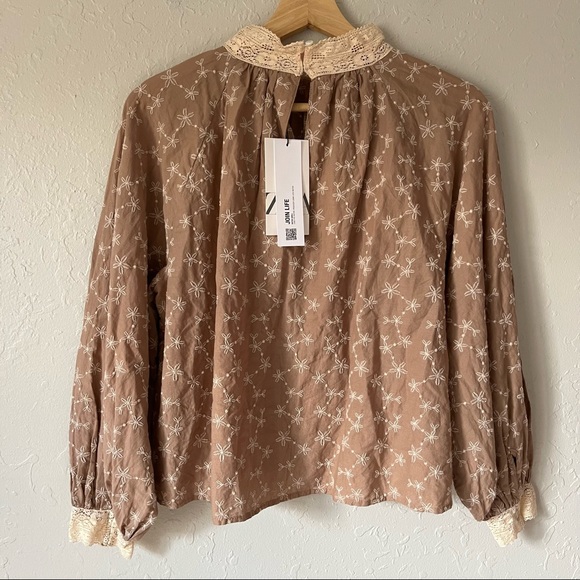 NWT Zara Embroidered Lace Romantic Blouse Beige S - Picture 6 of 11